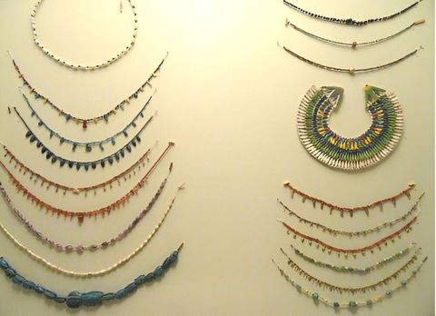 Discover the History and Beauty of Traditional Egyptian Beaded Collars