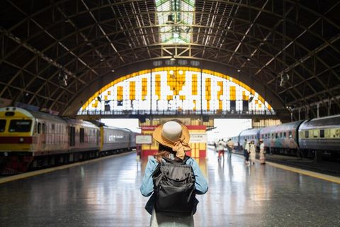 Delhi to Mumbai Travel Guide: Best Routes, Trains, Flights, and More